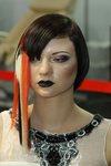 женская модная стрижка с укладкой 