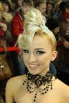 Прическа новобрачной на длинных волосах