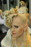 Прическа новобрачной на длинных волосах