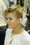 Прическа новобрачной на длинных волосах